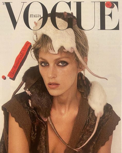 Anja Rubik, Vogue Italia, Guinness, Grunge Fashion, Self Portrait, Magazine Cover, Winter Hats, Vogue, Magazine