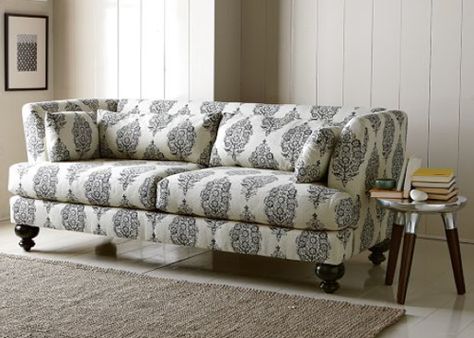 05 The Essex Sofa from West Elm 7 Bold Patterned Fabric Sofas Budget Sofa, West Elm Sofa, Printed Sofa, Beautiful Sofas, Beautiful Living Rooms, Side Table Wood, Modern Sofa, West Elm, Room Sofa