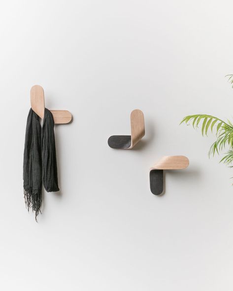 Nordic-Inspired 89 Wall Hangers by Eduardo Cámara and Patricia Ibáñez - Design Milk Modern Coat Rack, Scandinavian Furniture Design, Hanger Design, Nordic Decor, Scandinavian Interior Design, Hanger Hooks, Scandinavian Interior, Design Milk, Coat Hanger