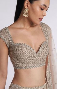 Lengha Blouse Designs, Sleeveless Blouse Designs, Netted Blouse Designs, Blusas Top, New Saree Blouse Designs, Latest Model Blouse Designs, Lehenga Blouse Designs, Fashionable Saree Blouse Designs, Blouse Designs Indian