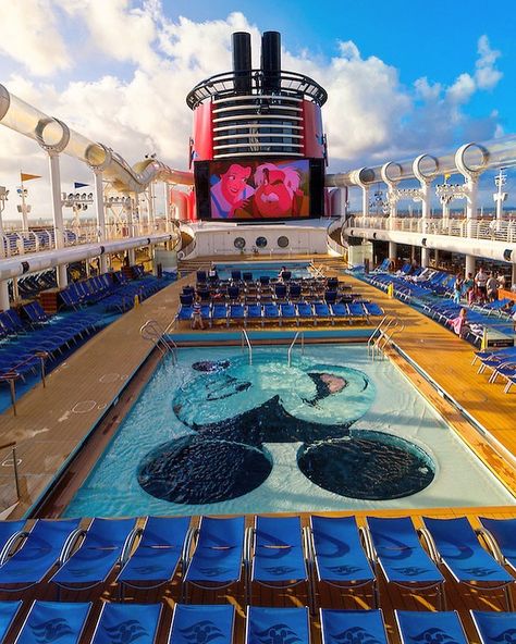 FTM Travel & Fairy TripMother on Instagram: “Wishing my Monday was being spent enjoying the sunshine on a ship with the best frozen yogurt😎🛳If you could go anywhere today, where would…” Disney Cruise Pictures, Disney Dream Cruise Ship, Cruise Rooms, Cruise Ship Pictures, Disney Fantasy Cruise, Disney Dream Cruise, Disney Cruise Vacation, Disney Cruise Ships, North Island New Zealand