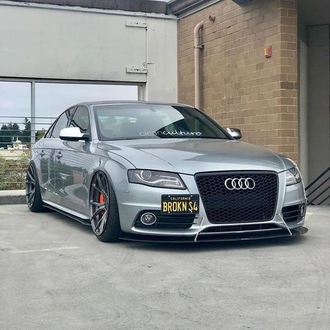 Audi Rs4 B6, Audi Supercar, Luxury Car Garage, Bmw Scrambler, Audi A4 Avant, Luxury Car Interior, Audi Rs3, Audi S5, Audi S4