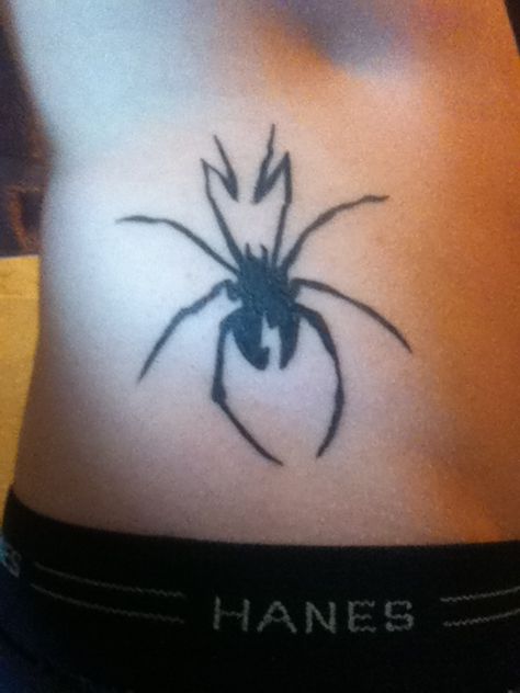 My other mcr tattoo, danger days spider. Mcr Spider Tattoo, Danger Days Spider Tattoo, Mcr Tattoo Small, Danger Days Tattoo, Mcr Spider, Mcr Tattoo Ideas, Danger Days Spider, Pop Punk Tattoo, Mcr Tattoo