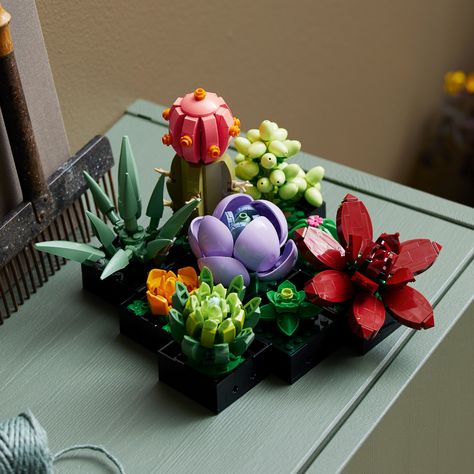 LEGO Orchid and Succulents join the LEGO Botanical Collection in 2022 - Jay's Brick Blog Lego Bouquet, Lego Decorations, Succulent Display, Decorative Plants, Lego System, Projects For Adults, Plant Display, Botanical Collection, Lego Creator