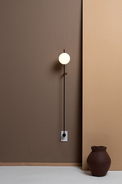 Wall Color Catalog, House Interior Colors Ideas, Interior Color Ideas, Brown Interior Design, Ruangan Studio, Design Lamp, Light Brown Color, Brown Interior, Glass Diffuser