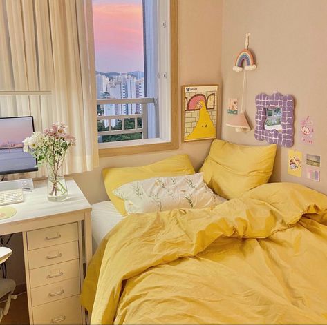 Yellow Aesthetic Room Bedrooms, Pastel Yellow Room Ideas Bedrooms, Yellow Pastel Room, Pastel Yellow Room Ideas, Yellow Aesthetic House, Yellow Wall Room, Pastel Yellow Room Decor, Pink Yellow Aesthetic Bedroom, Pink And Yellow Bedroom Aesthetic