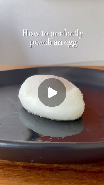 14M views · 515K likes | Half Batch Baking on Instagram: "Top Post 2023 ✨How to perfectly poach an egg (Late to post)  Start by adding 1 tbsp vinegar or lemon juice to 4 cups water (optional but egg whites coagulate better in acid conditions). Using a sieve to strain the outer albumen. Carefully transfer egg to a ladle (it’s best to use silicone, if using stainless steel or ceramic lightly grease the ladle or the egg will stick) drop egg into pot of 200 F water, keeping egg in ladle for 4-6 seconds before tilting letting the egg slip off. Turn the heat down. Cook 2-3 min for soft yolk and 3-4 min for cooked yolk. If sensitive to vinegar flavor, rinse poached egg and pat dry before serving.  . . . . . #eggs #poachedegg #cooking #brunch #foodie #foodporn #foodscience #nyfoodie" Best Poached Eggs Recipe, Pouch Eggs How To Make, How To Make Poached Eggs Easy, How To Make Poached Eggs, Poach Eggs Easy, Poche Eggs, Egg Poaching Easy, Poaching Eggs, Poached Egg