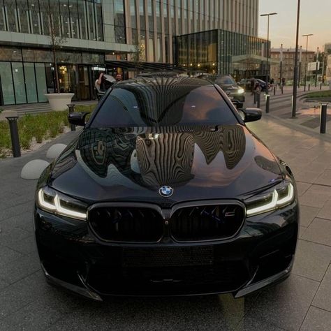 Blacked Out Bmw, Black Bmw Aesthetic, Black Bmw, Bmw Aesthetic, Dream Cars Lexus, Bmw Black, Serie Bmw, Dream Cars Bmw, Bmw Wallpapers