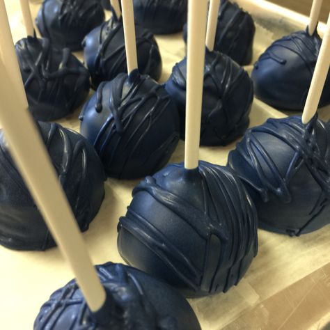 Dark Blue Decorations Party, Dark Blue Party Theme, Dark Blue Party Aesthetic, Navy Blue Party Theme, Dark Blue Party Decorations, Navy Blue Cake Pops, Navy Cake Pops, Dark Blue Birthday Theme, Dark Blue Birthday Cake