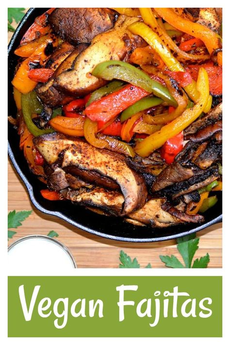 Vegan Fajitas made with portobello mushrooms, red onions, multi-colored peppers and my homemade fajita seasoning! Get the full recipe here ---> https://theveglife.com/vegan-fajitas/ #fajitas #veganfajitas Portobello Fajitas, Vegan Fajitas, Homemade Fajita Seasoning, Purple Onion, Diner Recept, Fajita Seasoning, Eat Better, Kebabs, Meatless Meals