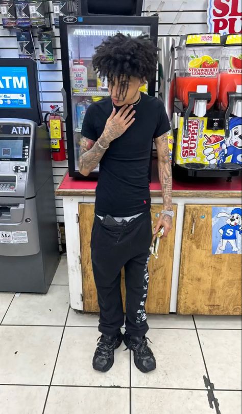 Lil Tony Rapper, Lil Tony, Rapper Drip, Thug Fashion, Underground Rappers, Thug Style, Drippy Outfit, Dreadlock Hairstyles For Men, Rapper Outfits