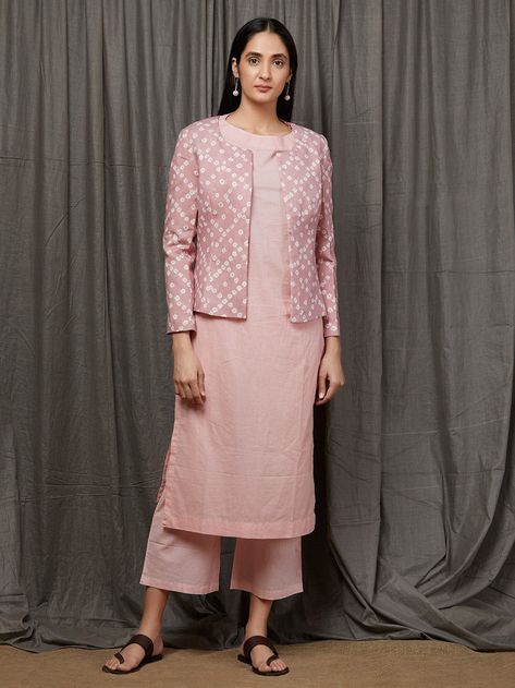 Peach Cotton Kurta with Palazzo and Old Rose Tie and Dyed Jacket - Set of 3 Plazo Dress, Plain Kurti Designs, Indian Jackets, डिजाइनर कपड़े, Upcoming Fashion Trends, Kurta With Palazzo, Jacket Dresses, Simple Kurta, Cotton Kurtis