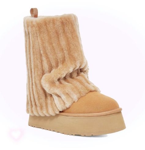 classic sherpa boot - UGG. Boston Shoes, Short Boot, Cozy Interior, Classic Boots, Winter Wardrobe, Online Purchase, Classic Design, Timeless Fashion, Wardrobe