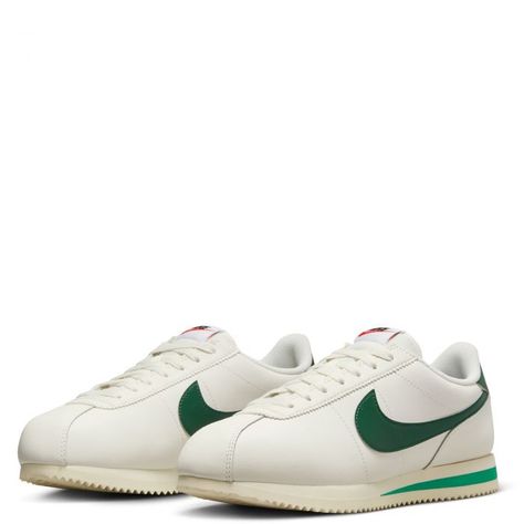 Nike Cortez Green, Nike Cortez Women, Nike Cortez Leather, Exclusive Sneakers, Adidas Spezial, Green Sneakers, Nike Dunk High, Nike Shox, Air Jordan 3