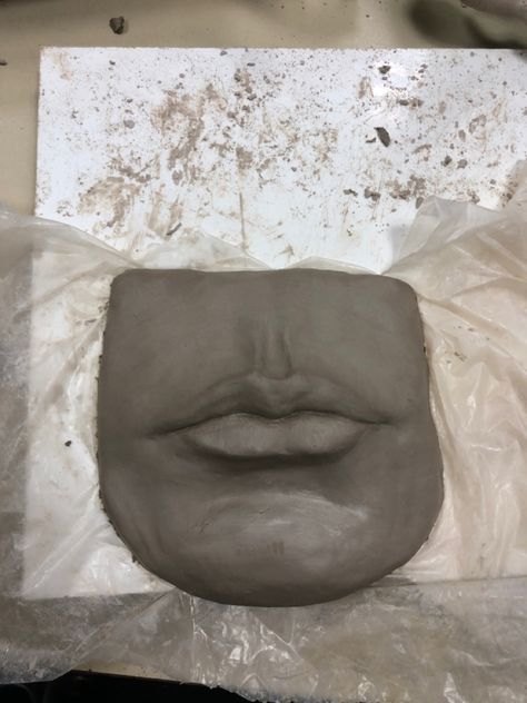 Sculpting mouth Clay Mouth Sculpture, Open Mouth Clay Sculpture, Clay Mouth, Mouth Sculpture, How To Make Ceramic, Clay People, Face Anatomy, Anatomy Sculpture, Sculpture Art Clay