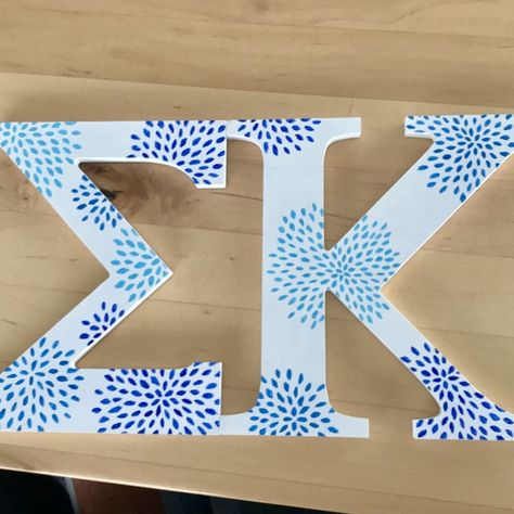 Decorative Sigma Kappa letters for Little. #sigma #kappa #letters #painted #wall #sorority Sigma Kappa Letters Painted, Sorority Decorations Room, Painting Sorority Letters, Kappa Delta Letters Painted, Sorority Letter Painting Ideas, Delta Zeta Letters Painted, Cute Letter Painting Ideas, Greek Letter Painting Ideas, Cute Sorority Letters Painted