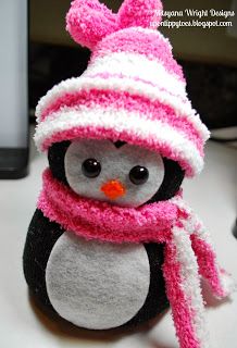 Snowman Sock, Sock Snowman Craft, Xmas Socks, Snowman Crafts Diy, Penguin Crafts, Sock Snowman, Penguin Craft, Sock Dolls, Sock Toys