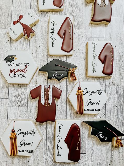 Grad Banquet, Senior Night Cookies, Masters Graduation Cookies, Masters Grad Party, High School Graduation Cookies Decorated, College Grad Cookies Decorated, Master Graduation Party Ideas, Masters Graduation Party, Preschool Graduation Cookies