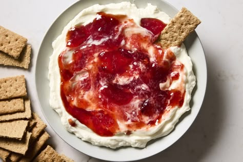 The 4-Ingredient Cream Cheese Dip I Can't Stop Thinking About Strawberry Cheesecake Dip, Sweet Dip, Cheesecake Dip Recipe, Cream Cheese Dip, Cheesecake Dip, Strawberry Preserves, Waffle Cookies, Fried Bananas, Lunch Appetizers