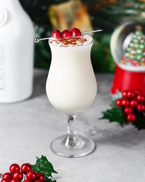 White Christmas Colada Cocktail Recipe • Novel Nightcaps Bartending Tips, Coconut Liqueur, Pina Colada Recipe, Pretty Cocktails, White Cocktails, Christmas Cocktail, Tropical Holiday, White Rum, Xmas Food