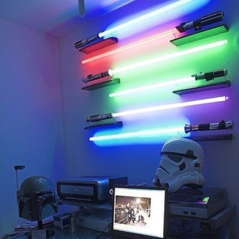 Star Wars Lamp, Star Wars Wall, Star Wars Bedroom, Nerd Room, Nerd Cave, Jedi Training, Star Wars Room, Cool Lamps, Natural Therapy