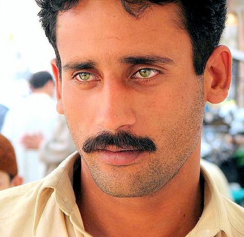 Man With Green Eyes, Guys With Green Eyes, Disney Dudes, Pakistani Men, Eye Clinic, Human Faces, Amazing Eyes, Linkedin Background, Indian Subcontinent