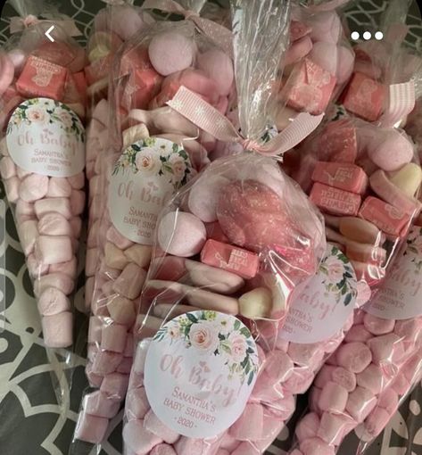 Baby Shower Girl Diy, Baby Shower Snacks, Buffet Dessert, Baby Shower Sweets, Baby Shower Treats, Baby Shower Desserts, Sweet Cones, Butterfly Baby Shower, Girl Baby Shower Decorations