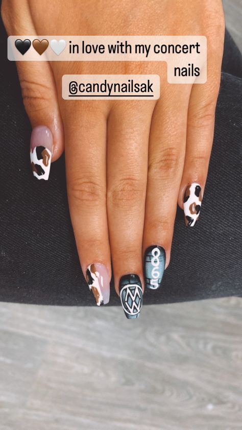 Morgan Wallen Concert Makeup, Morgan Wallen Nails Ideas, Simple Punchy Western Nails, Morgan Wallen Acrylic Nails, Morgan Wallen Concert Nail Ideas, Morgan Wallen Themed Nails, Nails For Morgan Wallen Concert, Luke Combs Nail Ideas, Nails For Tennessee Vacation