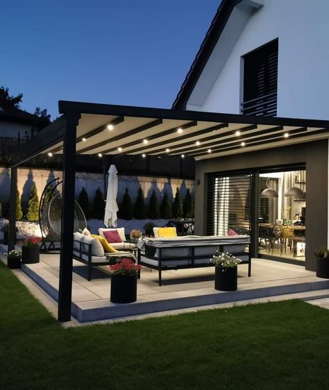 Design Per Patio, Backyard House, Rooftop Terrace Design, Outdoor Patio Space, Backyard Renovations, Patio Garden Design, Backyard Remodel, Modern Backyard, Have Inspiration