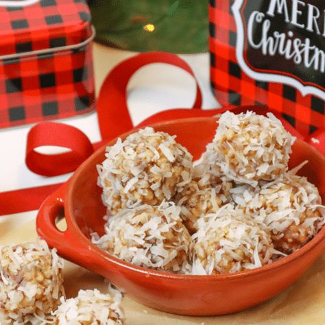 Coconut Date Balls - A Southern Soul Cheesecake Phyllo Cups, Coconut Date Balls, Banana Pudding Trifle, Chocolate Strawberry Cheesecake, Holiday Treats Recipes, A Southern Soul, Date Balls, Phyllo Cups, Butterscotch Cookies