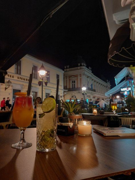 #coktail #belgrade #girls #night #dinner #bar #aesthetic #mojito #sexonthebeach Mojito Aesthetic Night, Aesthetic Mojito, Mojito Aesthetic, Girls Night Dinner, Bar Aesthetic, Mojito, Girls Night, Night Out, Cafe