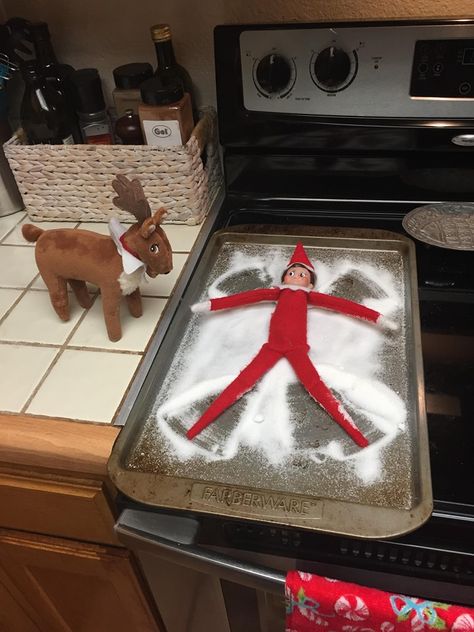 Easy Elf The Shelf Ideas, Cute Simple Elf On The Shelf Ideas, Elf On The Shelf Idea Arrival, Elf On The Shelf Ideas Christmas Day, Easy Last Minute Elf Ideas, Elfe On The Shelf Ideas Funny, Elf On The Shelf Glitter Ideas, Elf On The Shelf Wire Arms, Day Two Elf On The Shelf