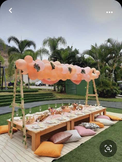 Picnic Party Decorations, Backyard Birthday Parties, Picnic Birthday Party, Deco Champetre, Backyard Birthday, Picnic Inspiration, Fiesta Tropical, Picnic Decorations, Party Setup