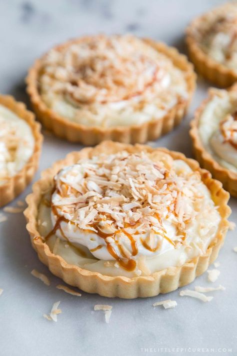 Coconut Cream Tart #dessert #recipe #tropical Mini Fall Tart Recipes, Coconut Pastry Cream, Coconut Pastry, Dieting Foods, Cream Tarts, Mini Tart Recipes, Dream Bakery, Caramel Coconut, Coconut Tart