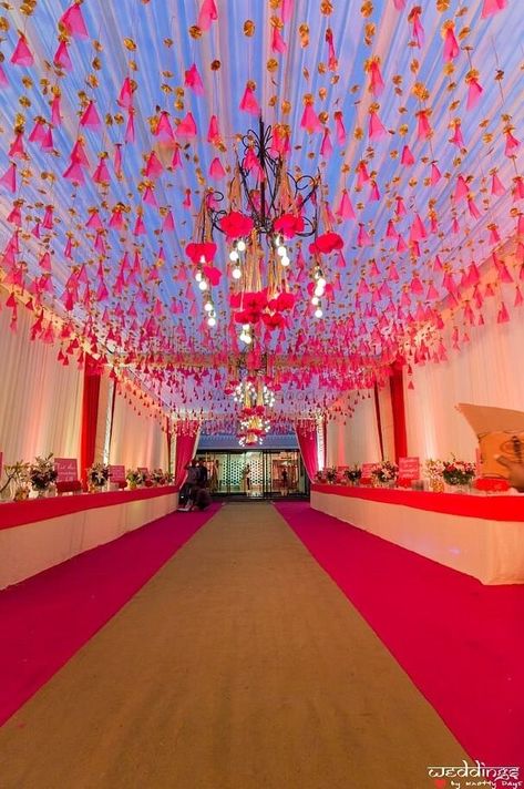 Marriage Hall Decoration, Indian Wedding Decorations Receptions, Eternal Knot, Themed Wedding Decorations, Wedding Hall Decorations, Wedding Background Decoration, Wedding Entrance Decor, Wedding Stage Design, Personalized Wedding Decor