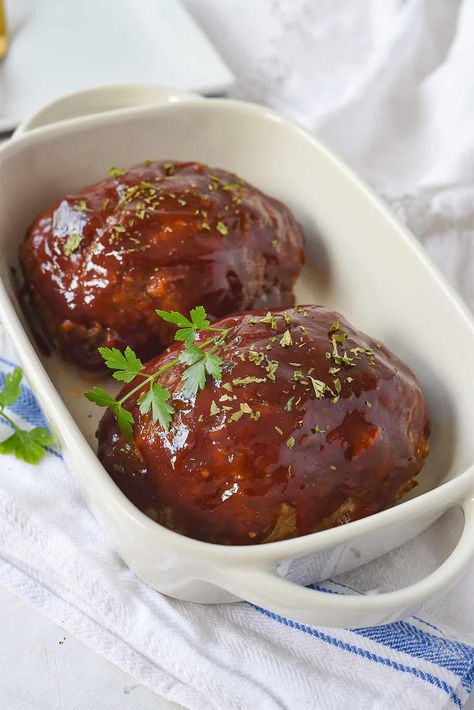 One Person Meatloaf, Meatloaf For Two People, Meatloaf For Two Recipes, Meatloaf For One Person, Small Meatloaf For Two, Small Batch Meatloaf, Meatloaf Individual, Small Batch Recipes Dinner, Meatloaf For 2