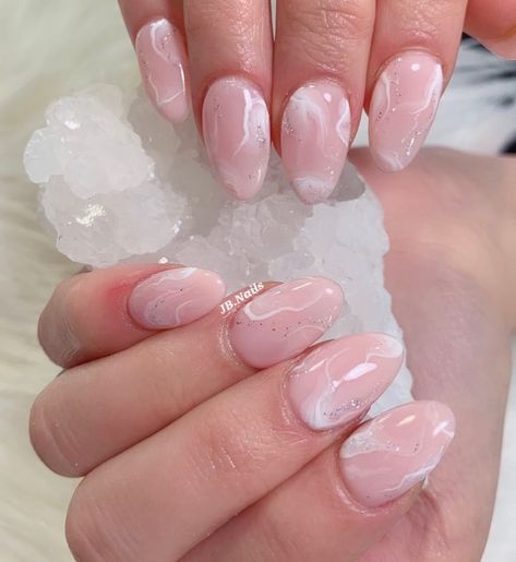 Acrylic Nails Oval, Nails Popular, Rose Quartz Nails, Light Purple Nails, Nails Marble, Nails Rose, Nails Oval, Quartz Nails, Natural Nail Art