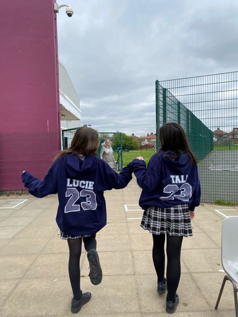 Leavers Hoodies Aesthetic, School Jacket Design, Year 11 Leavers Shirt Design, Leavers 2023, Year 11 Leavers, Leavers Shirt Designs, School Leavers Hoodies, Senior Hoodies Design Ideas, Seniors 2025