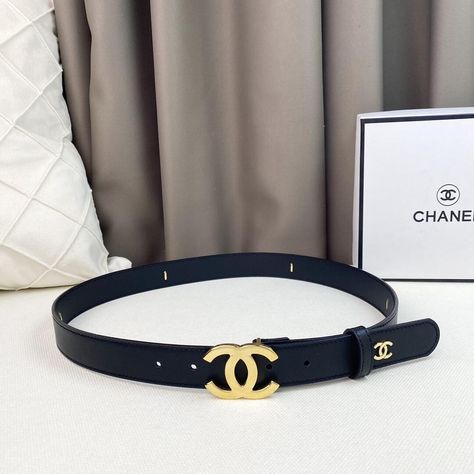 Chanel Belts For Women, Chanel Belt Outfit, Luxury Belts Women, Chain Belt Outfit, Belt Chanel, Luxury Wishlist, Designer Things, Designer Belts For Women, Belt Luxury