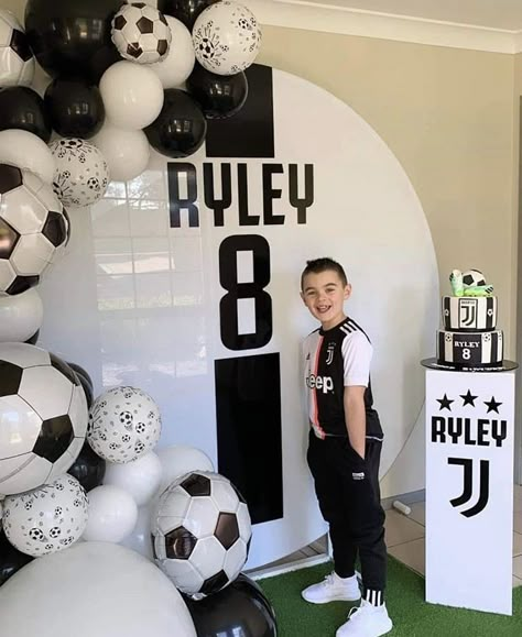 Soccer Party Backdrop Ideas, Soccer Theme Backdrop, Soccer Birthday Party Ideas For Boys, Birthday Soccer Theme, Soccer Backdrop, Boys Soccer Birthday Party, Soccer Birthday Theme, Ronaldo Birthday, Soccer Birthday Party Ideas