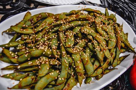 SPICY EDAMAME WITH SRIRACHA SOY SAUCE Spicy Edamame, Edamame Recipes, Good Source Of Protein, Good Sources Of Protein, Sushi Restaurants, Spicy Sauce, Stuffed Shells, Edamame, Protein Sources