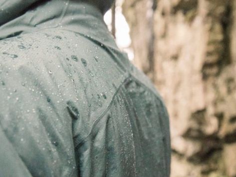 Water Resistant vs Waterproof Jackets & Fabrics - REI Co-op Journal Soccer Games For Kids, Water Resistant Jacket, Rain Poncho, Rain Gear, Kids Soccer, What Is The Difference Between, Waterproof Jacket, Gym Rat, Rei Co-op