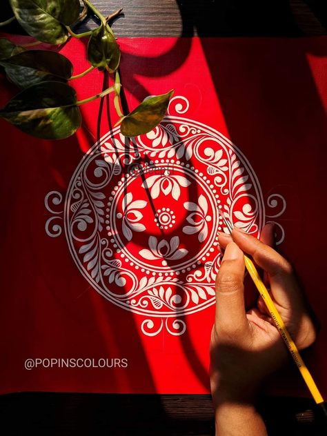 Red Alpona Design, White Paint Rangoli Designs On Floor, Bengali Rangoli Design, Alpona Design Drawing, Kolka Design Drawing, Round Alpona Design Bengali, Easy Alpona Design Bengali, Rangoli Designs On Paper, Alpona Design Bengali Easy Simple