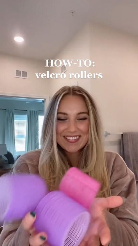 Diy Blowout, At Home Blowout, Diy Hair Styles, Home Blowout, Rollers Tutorial, Hair Roller Clips, Hair Rollers Tutorial, Velcro Hair Rollers, Blowout At Home