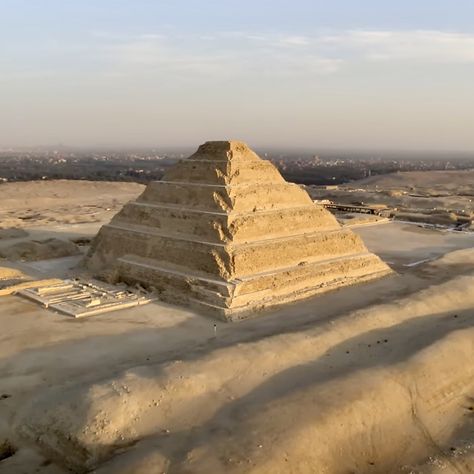 Pyramid of Djoser at Saqqara Saqqara Pyramid, Desert Ruins, Pyramid Of Djoser, Ancient Egypt Art, Amazon River, Egypt Art, Great Life, Ancient Egypt, Pyramid