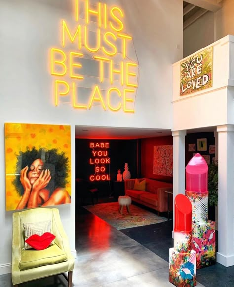 Bohemian Funky Decor, Maximalist Beauty Room, Funky Loft Decor, Funky House Design, Entryway Ideas Maximalist, Edgy Boutique Decor, Eclectic Boutique Decor, Edgy Hair Salon Decor, Neon Lights Living Room Interior Design