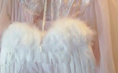 Sweetheart/Angel | What type of little are you? Angelcore Icon, Angel Core Aesthetic, Reading People, Angelic Aesthetic, Angelcore Aesthetic, Angel Aesthetic, Different Aesthetics, White Angel, Mbti Personality