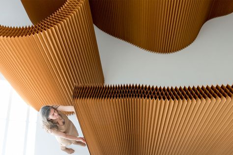 These flexible wooden room partitions expand up to 15 feet while folding down to the thickness of a book! – Yanko Design Cardboard Room Divider, Folding Partition, Traditional Japanese Architecture, Wooden Room, Paper Furniture, Folding Walls, Free Standing Wall, Flexible Space, Room Partition