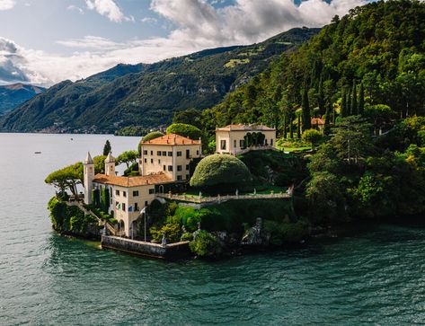 Lake Como Villa Balbianello, Villa Balbianello Wedding, Como Italy Wedding, Lake Como Italy Wedding, Balbianello Wedding, Villa Balbianello, Tinkerbell Movies, Villa Del Balbianello, Lake Como Villas