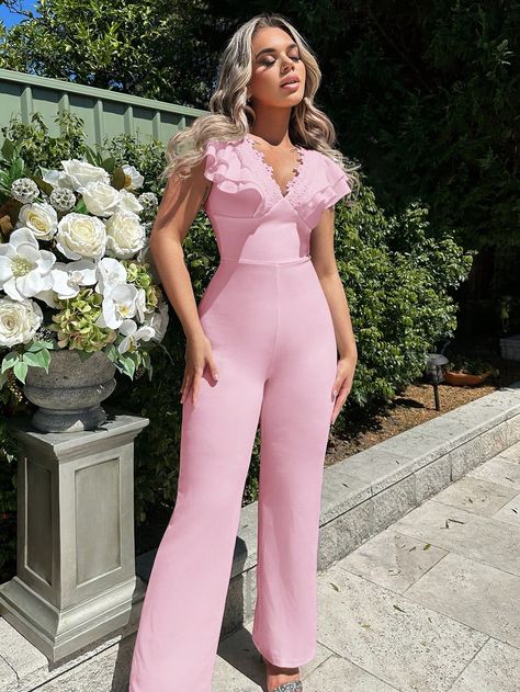 Pink Jumpsuits Outfit, Hot Pink Jumpsuits, Hot Pink Denim, Pink Jumpsuit, Jumpsuit Outfit, Plain Shirt, Wide Leg Cropped Pants, Modern Dress, Pink Outfits